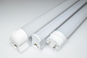 أنبوب إضاءة SMD LED عالي اللومن 1.2 متر مع قاعدة ألومنيوم ضمان 5 سنوات